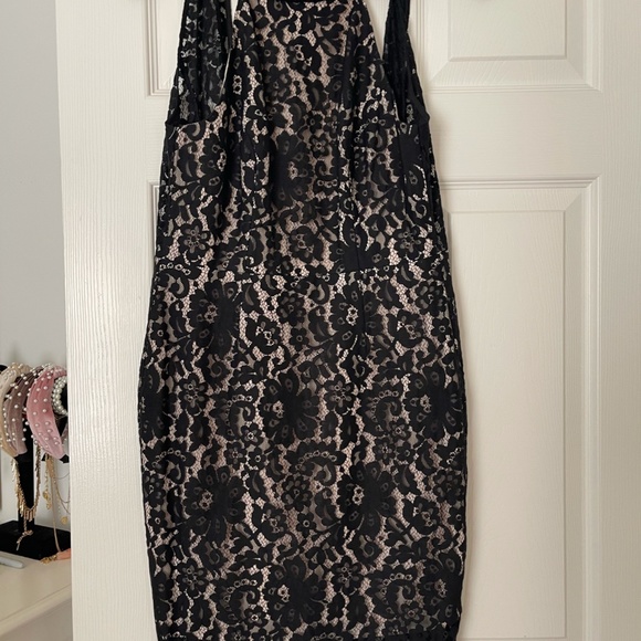 Keepsake Black and Cream lace cocktail dress - Picture 2 of 3